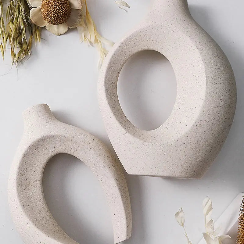 Nordic Ceramic Interlock Vase - Gravity Dropz