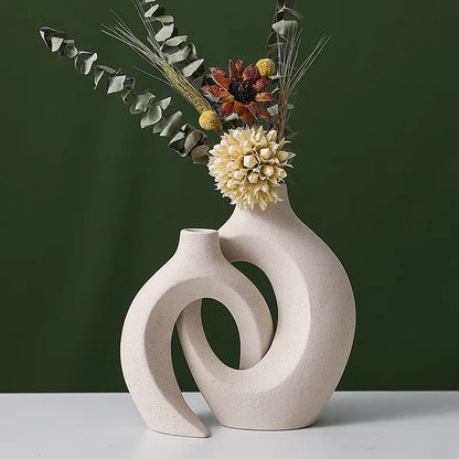 Nordic Ceramic Interlock Vase - Gravity Dropz