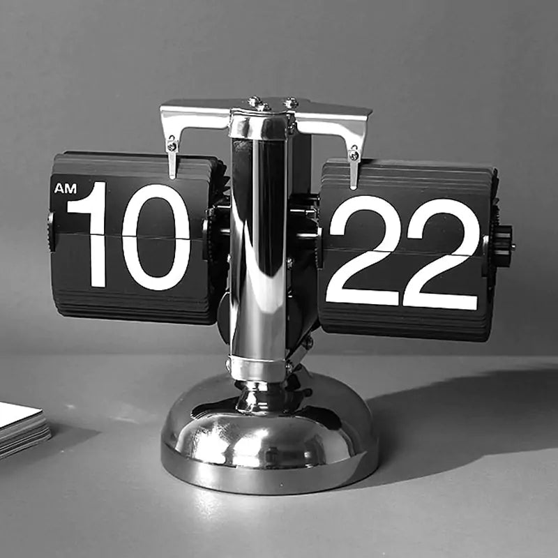 Classical Table Clock - Gravity Dropz