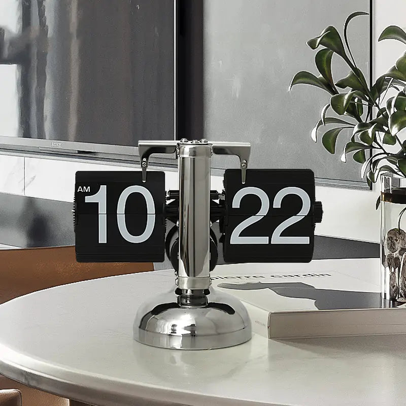 Classical Table Clock - Gravity Dropz